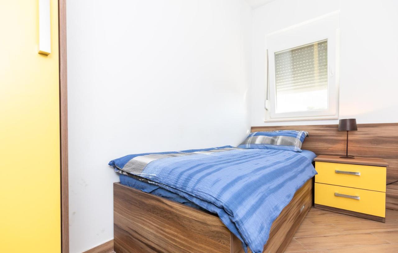 Andela 2 Apartment Makarska Exterior photo